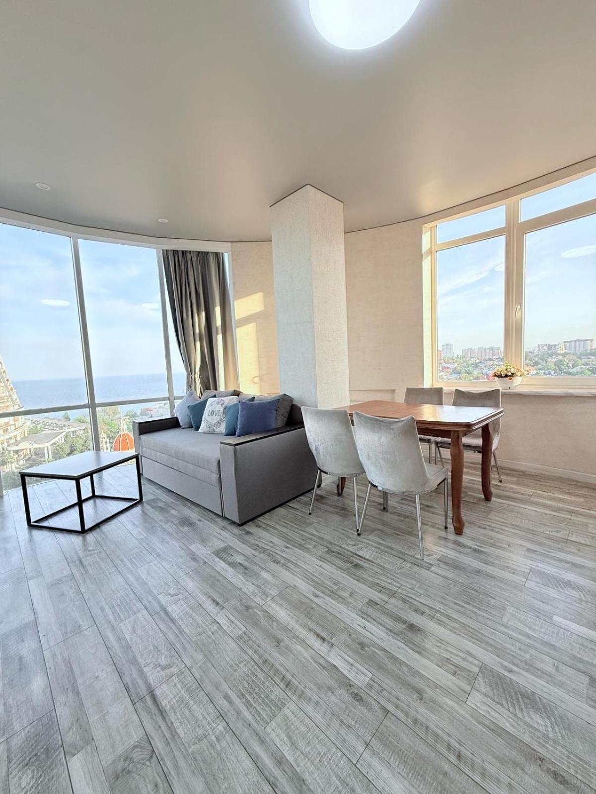 Gagarin Plaza Apartments Odessa Exterior foto